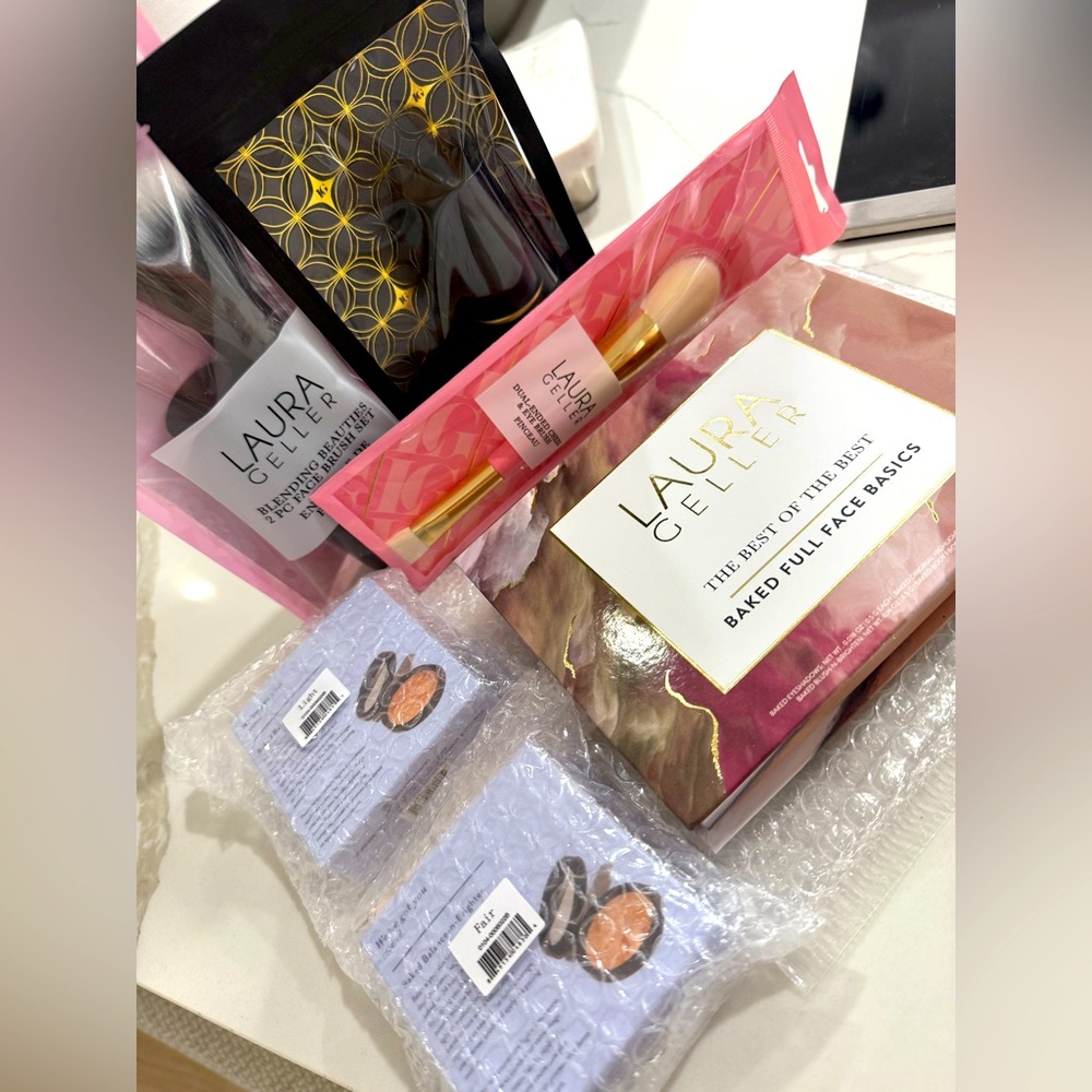 Laura Geller Baked Full-Face Basics Set NEW!!!